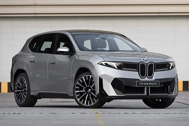 BMW iX3