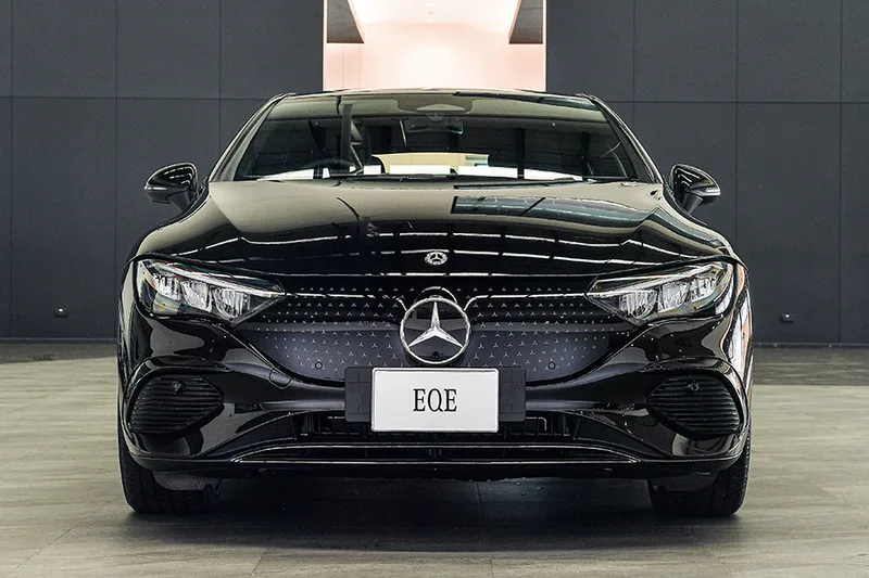 Mercedes-Benz EQE Saloon
